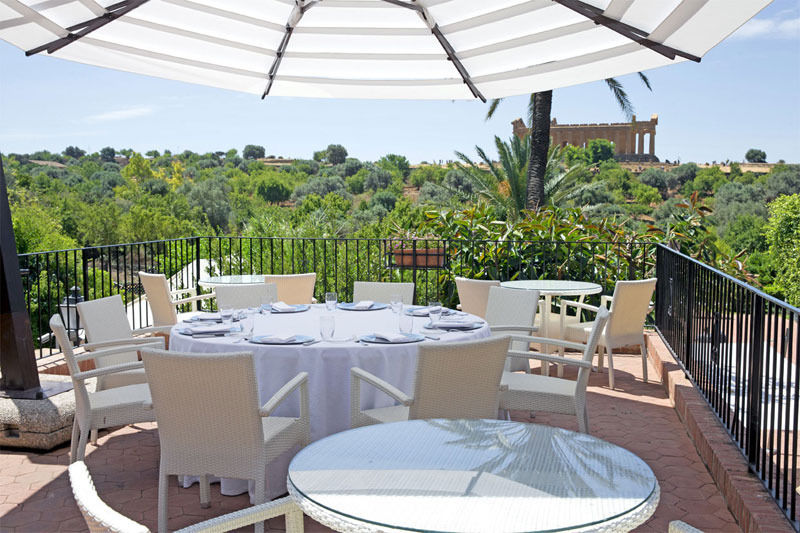 Sporting Baia Hotel Giardini Naxos Esterno foto